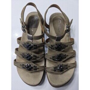 Earthies Brown Leather StrapOn Sandals Sz 7B Bello Olive Brown Beaded Design